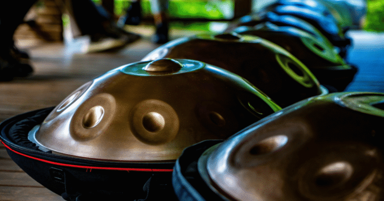 Read more about the article Kaip išsirinkti handpan instrumentą?